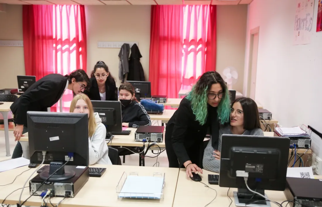 Un dels tallers de mecanografia on han donat a conèixer el joc 'velocidactil'.