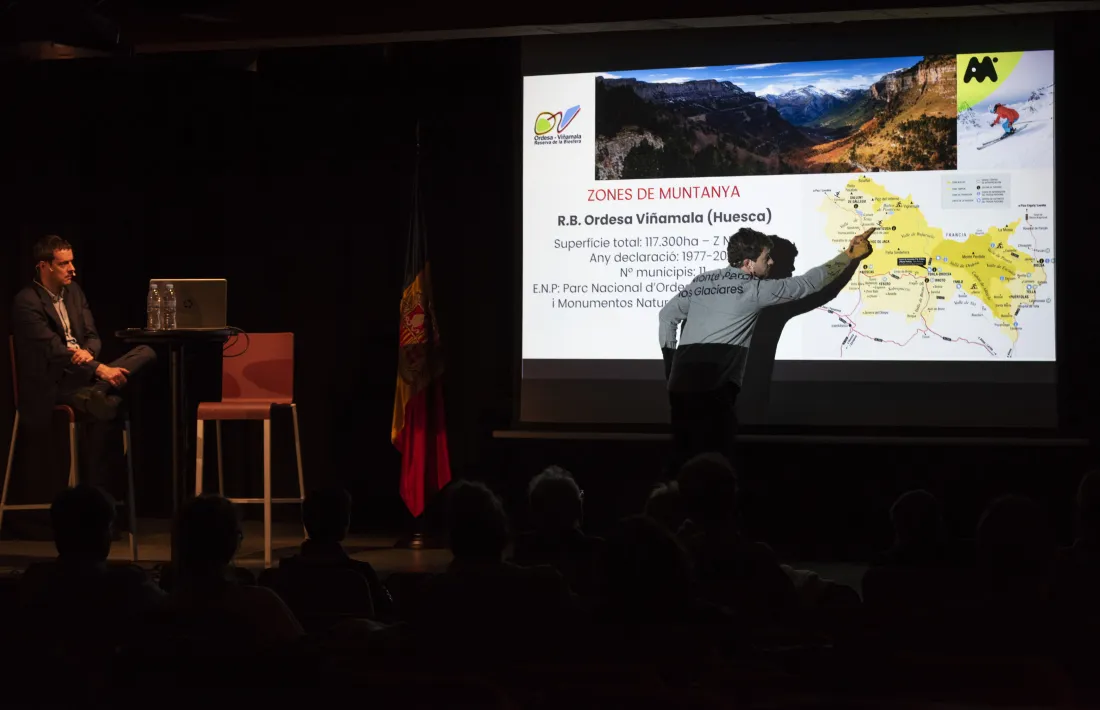 La segona reunió informativa sobre la Reserva de la Biosfera impulsada pel Govern va tenir lloc ahir al Palau de Gel de Canillo.