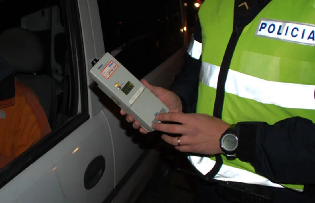 Un control d'alcoholèmia.