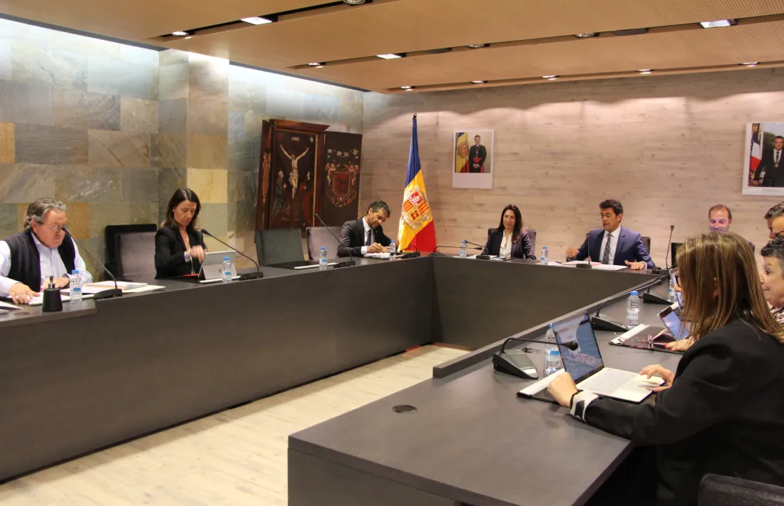 Un moment del consell de Comú d'Ordino celebrat aquest migdia.