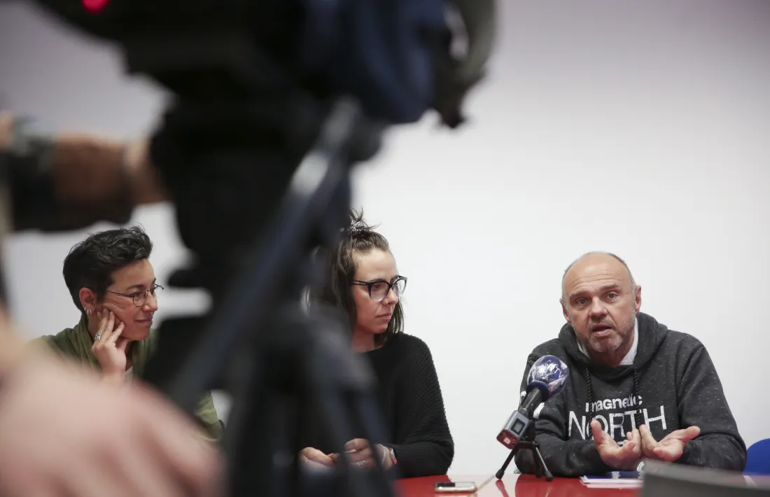 Santos, Guinot i Ubach en la roda de premsa a La Llacuna, aquesta tarda.