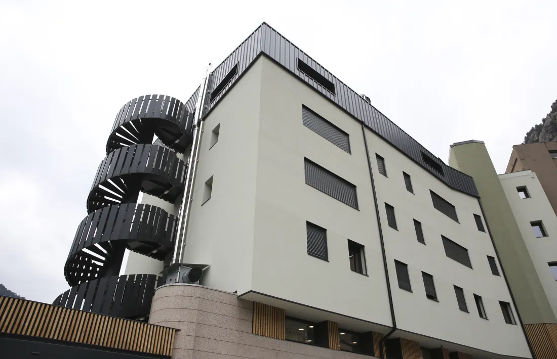 El CREI començarà acollint vuit adolescents i joves al centre residencial i cinc al servei diürn.