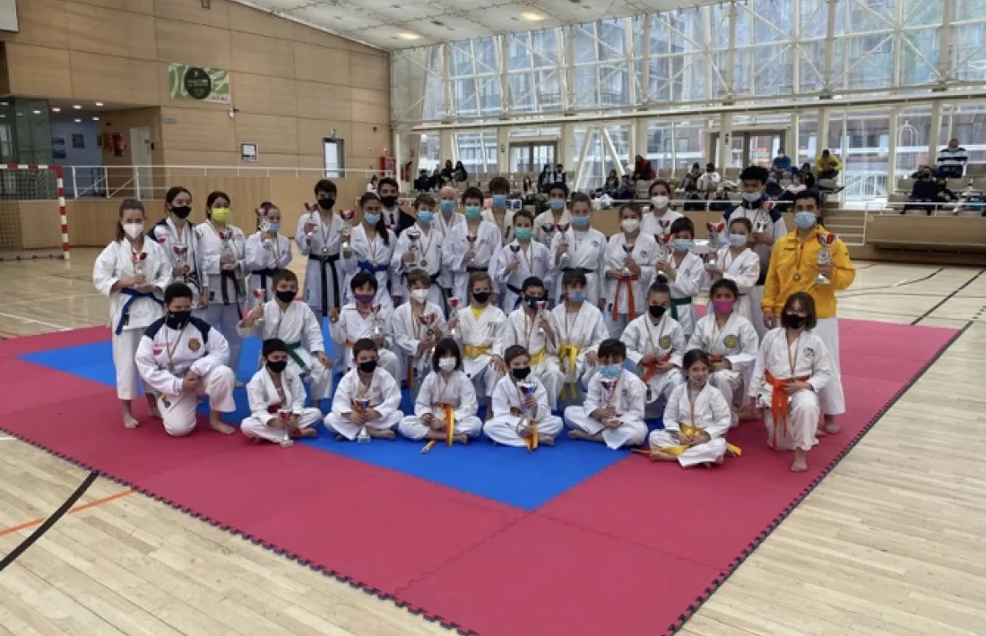 Els participants en una edició anterior del Trofeu Primavera.