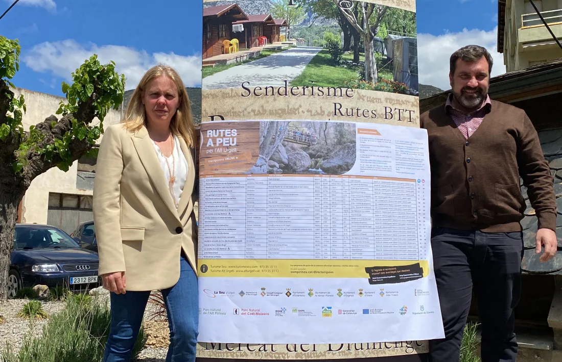 MIreia Font i Sergi Parramon, en la presentació de les rutes, a Organyà. 