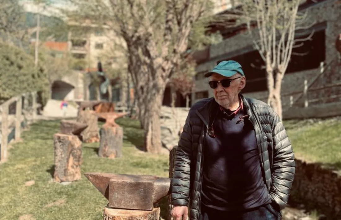 Casi Arajol, al seu racó del camí dels Cóms, on des d’avui s’exposen les set encluses.