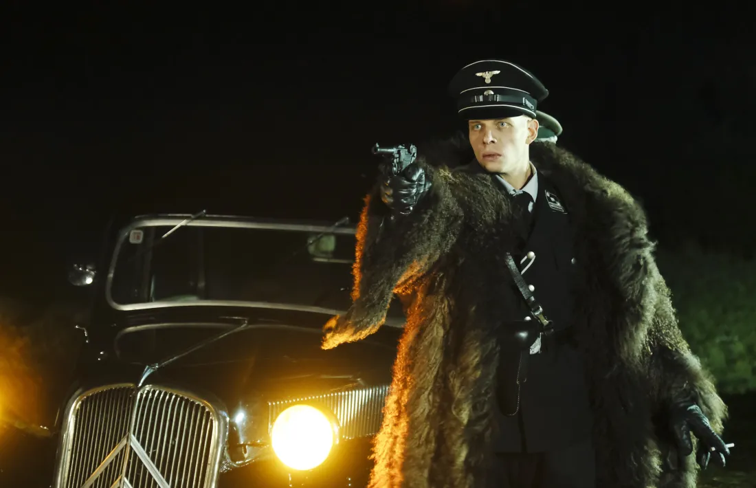 L’actor Daniel Horvath, que dona vida a l’oficial nazi que fa a vida impossible a Greta Fernández, ha cridat l’atenció de la crítica espanyola.