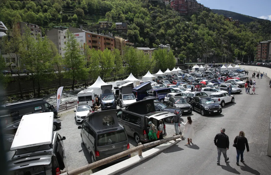 Uns 200 vehicles van participar en la Fira del vehicle d’ocasió i de l’autocaravana aquest cap de setmana a Sant Julià de Lòria.