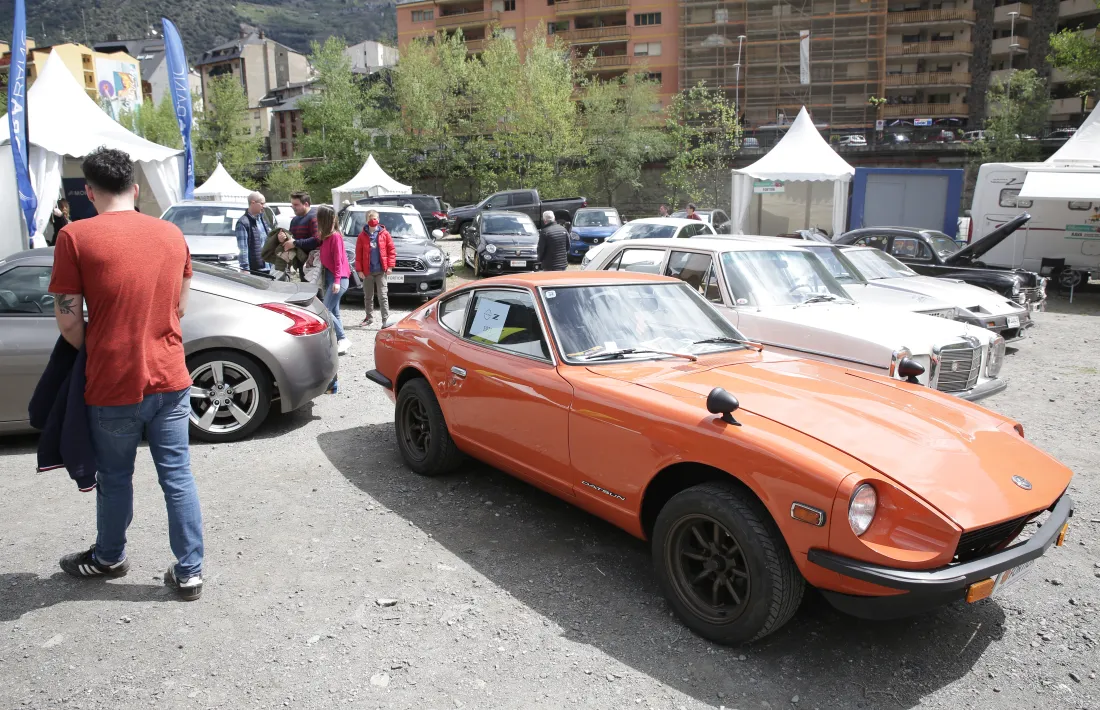 Un Datsun 240Z de l'Associació Andorrana de Vehicles Antics.