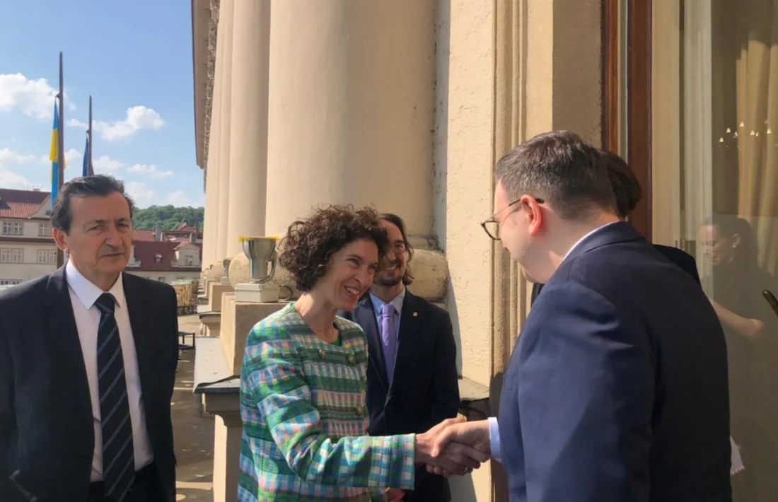 Ubach i Riba amb el ministre d’Afers Exteriors txec, Jan Lipavský.