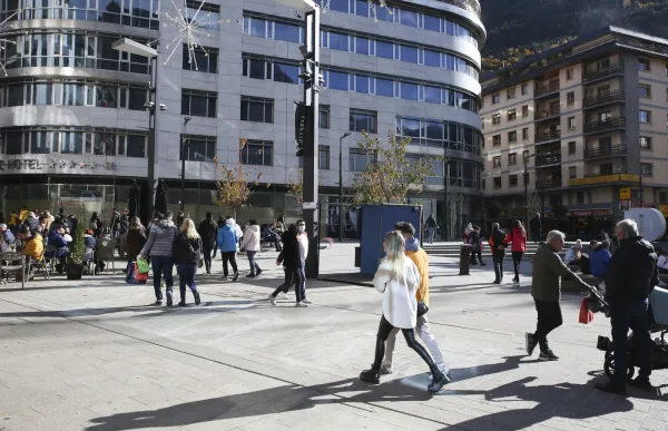 p._09.1_turistes_-_facundo_santana