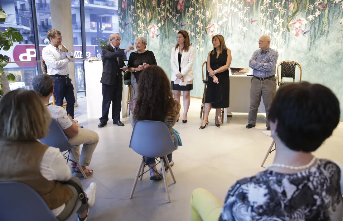 Ganyet va presentar ahir el llibre ‘Tolstoi/Traces’ a l’edifici Diamant.