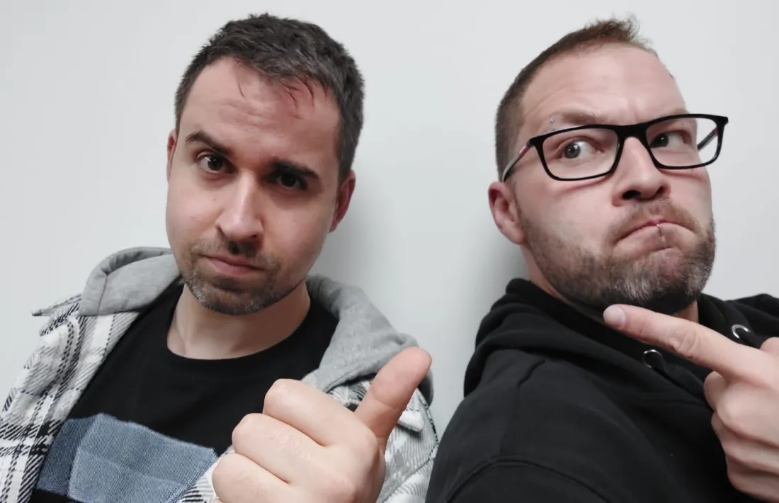 Lira i Oliver són el duo d’humoristes que conformen el grup Mikivand.