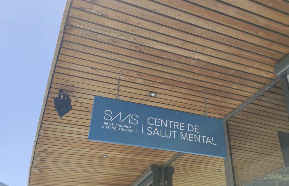 La petita unitat del servei de salut mental serveix només de contenció i per fer el primer diagnòstic.