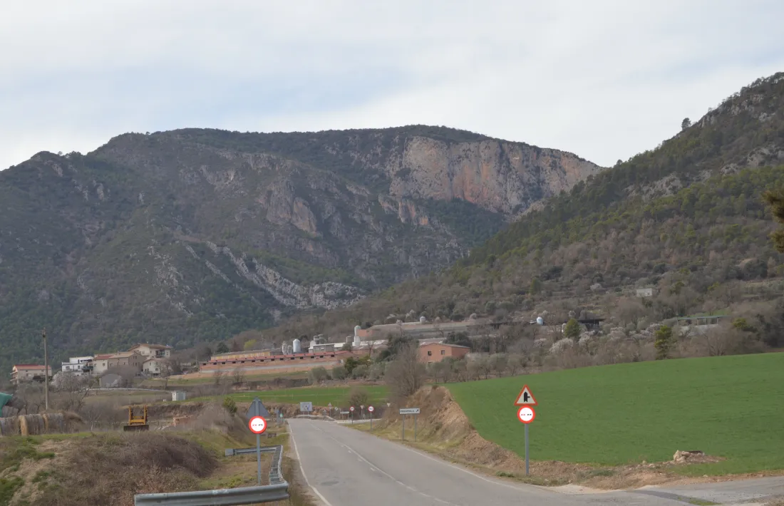 Vista dels voltants del poble de Peramola. 