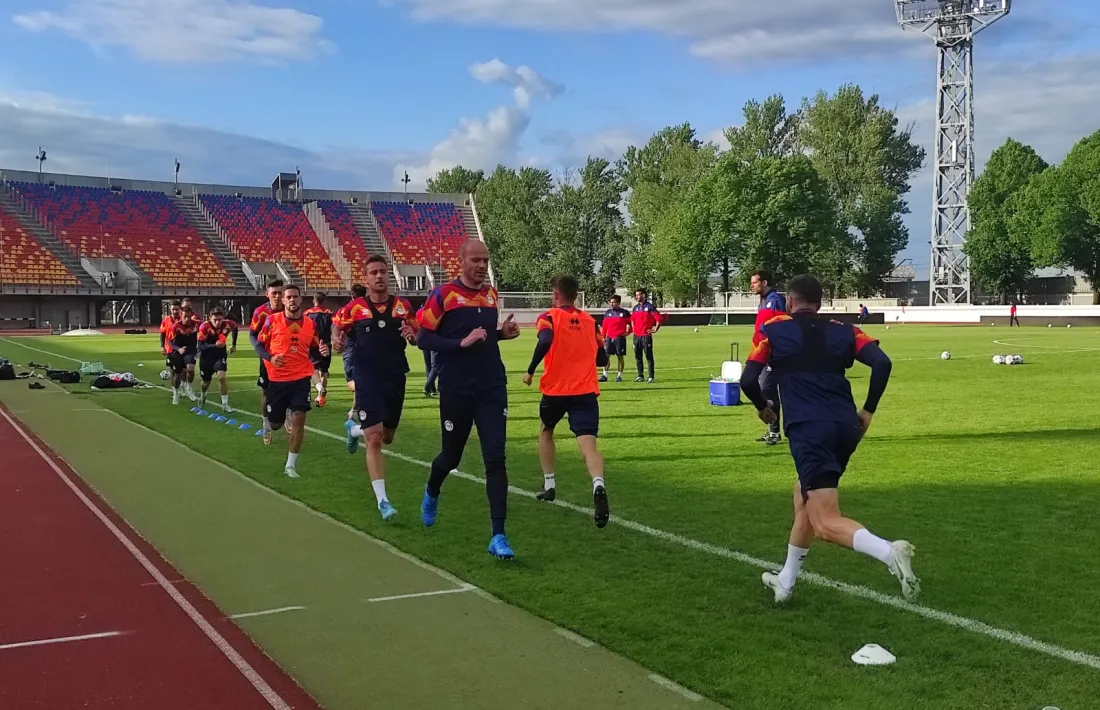 La selecció es va entrenar ahir a l’Estadi Daugava de Riga on en les dues últimes visites ha empatat a 0.