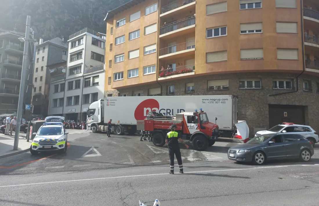 El camió que ha envestit la dona.