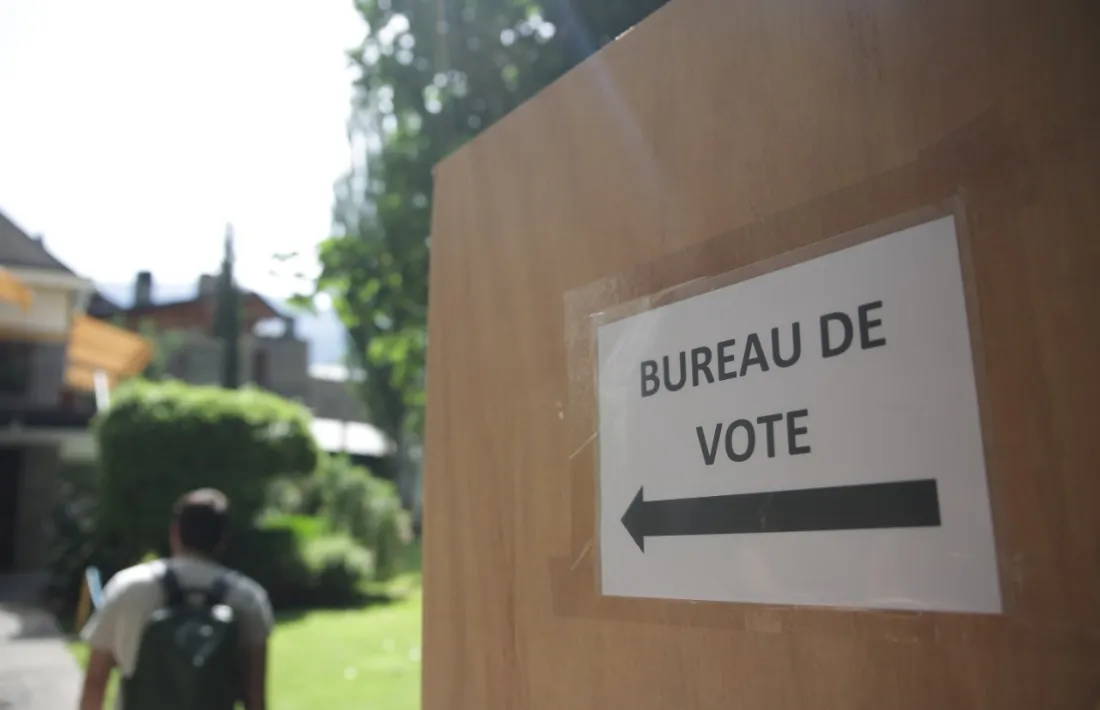 El col·legi electoral es troba a l'Ambaixada de França a Andorra i estarà obert fins a les 18.00 hores d'avui.
