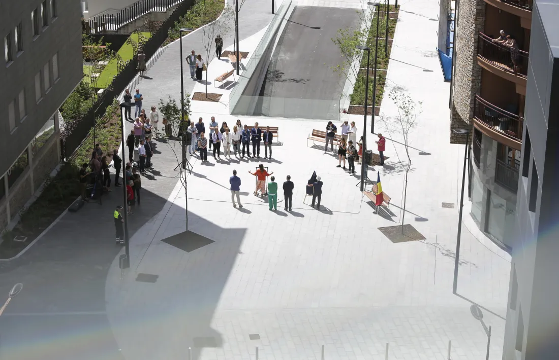 Al nou tram també s’ha inclòs una plaça pública de 520 metres quadrats.