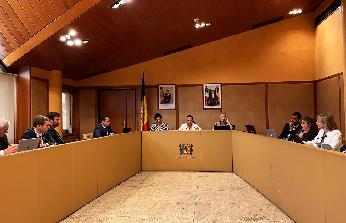 Un moment del consell de Comú celebrat aquest dijous.