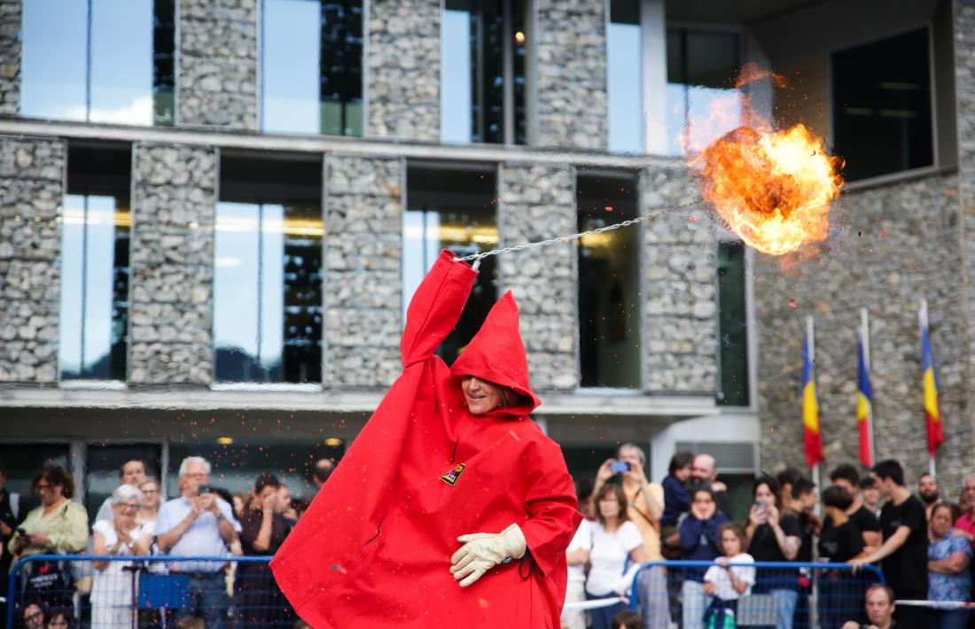 Des del 2019 no desfilaven els fallaires des del Puial fins a la plaça en aquest espectacle únic.