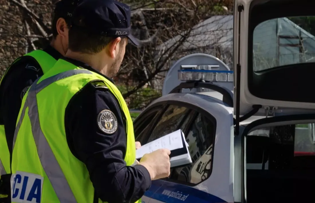 Imatge d'arxiu d'un control policial.