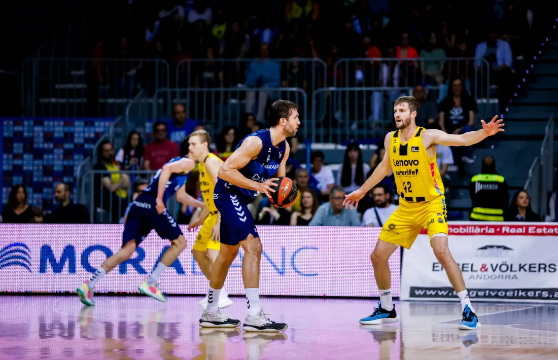 Nacho Llovet, en l'últim partit del curs passat contra Lenovo Tenerife.