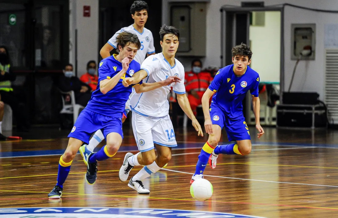 Pol Estany, de la sub-19, a la ronda preliminar contra Menghini, de San Marino.
