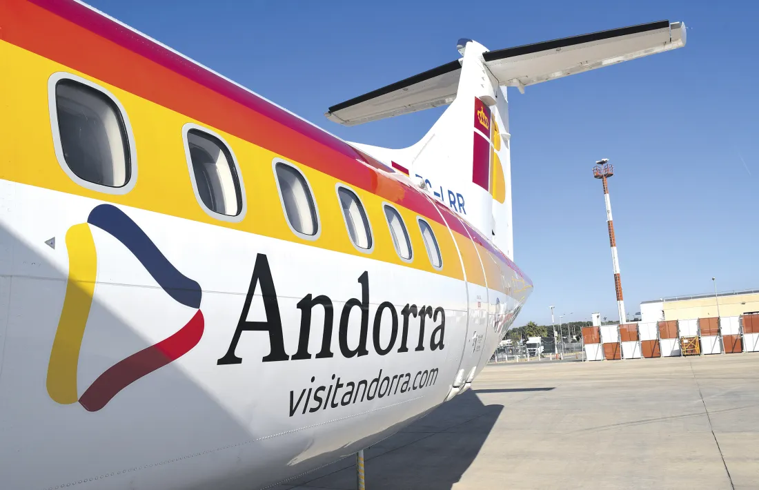 L’avió d’Air Nostrum que fa la connexió entre l’aeroport d’Andorra-la Seu d’Urgell i Madrid.