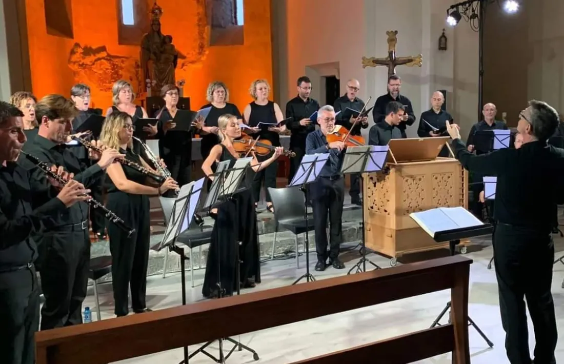 La superba sonoritat de la col·legiata de Santa Maria d’Organyà va acabar d’arrodonir el concert. 
