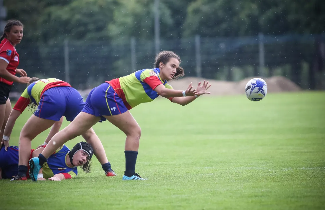 La selecció de rugbi a 7 U18 va guanyar tres partits a Zakbi.