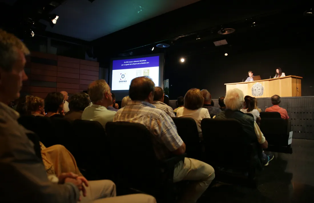 Un moment de la reunió de poble d’ahir a l’Andorra Congrés Centre d’Ordino.