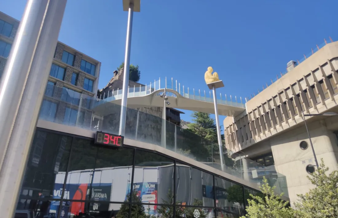 A la capital les temperatures han assolit els 37 graus.