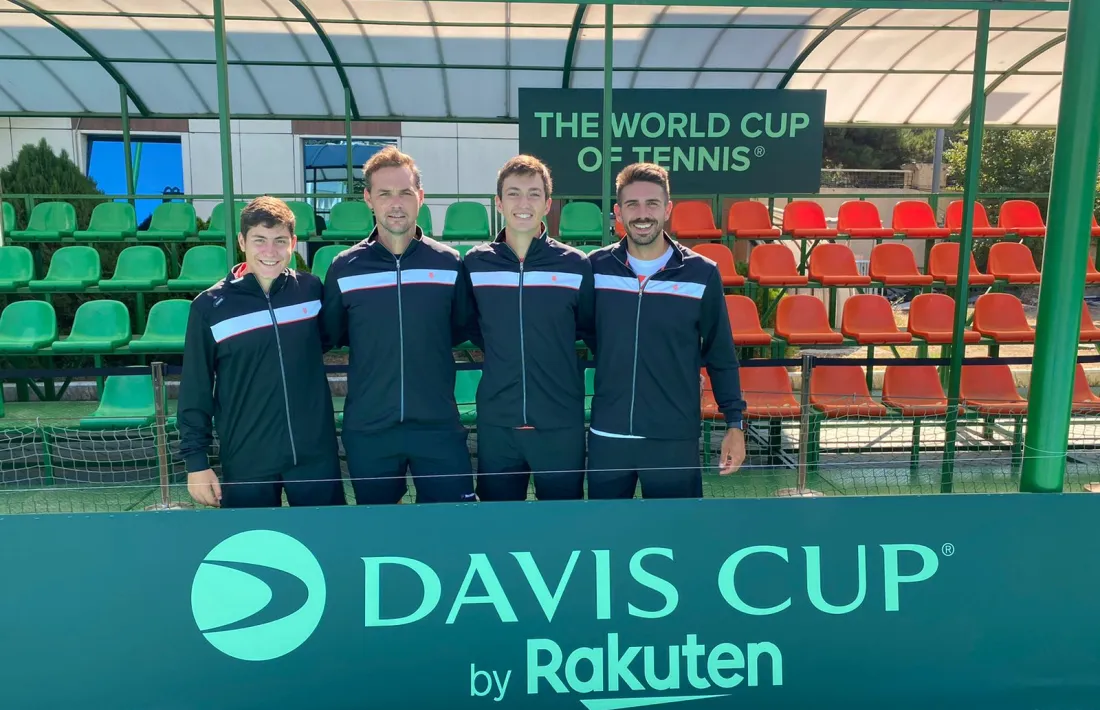 Cervós, Trilla i Gelabert amb JeanBa ahir a les instal·lacions de la Baku Tennis Academy.