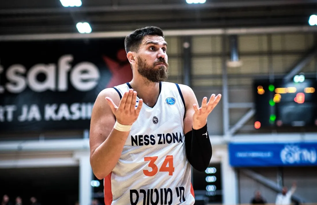 Marin Maric va iniciar la temporada passada al Ness Ziona d’Israel.