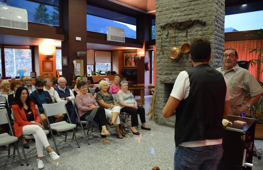 L'espectacle de 'David el mag' en els berenars a la fresca d'Ordino.