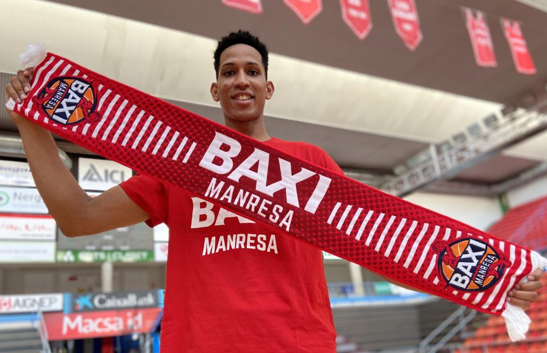 Tyson Pérez amb els colors del Baxi Manresa.