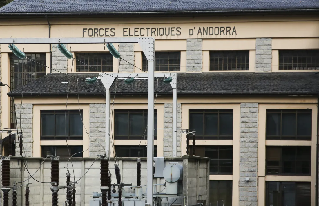 Si l’any és molt plujós, es poden arribar a produir entre 100 i 115 kWh.