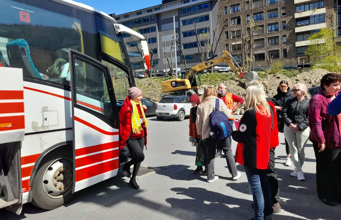 Alguns dels refugiats que van arribar en el segon comboi de la Creu Roja.