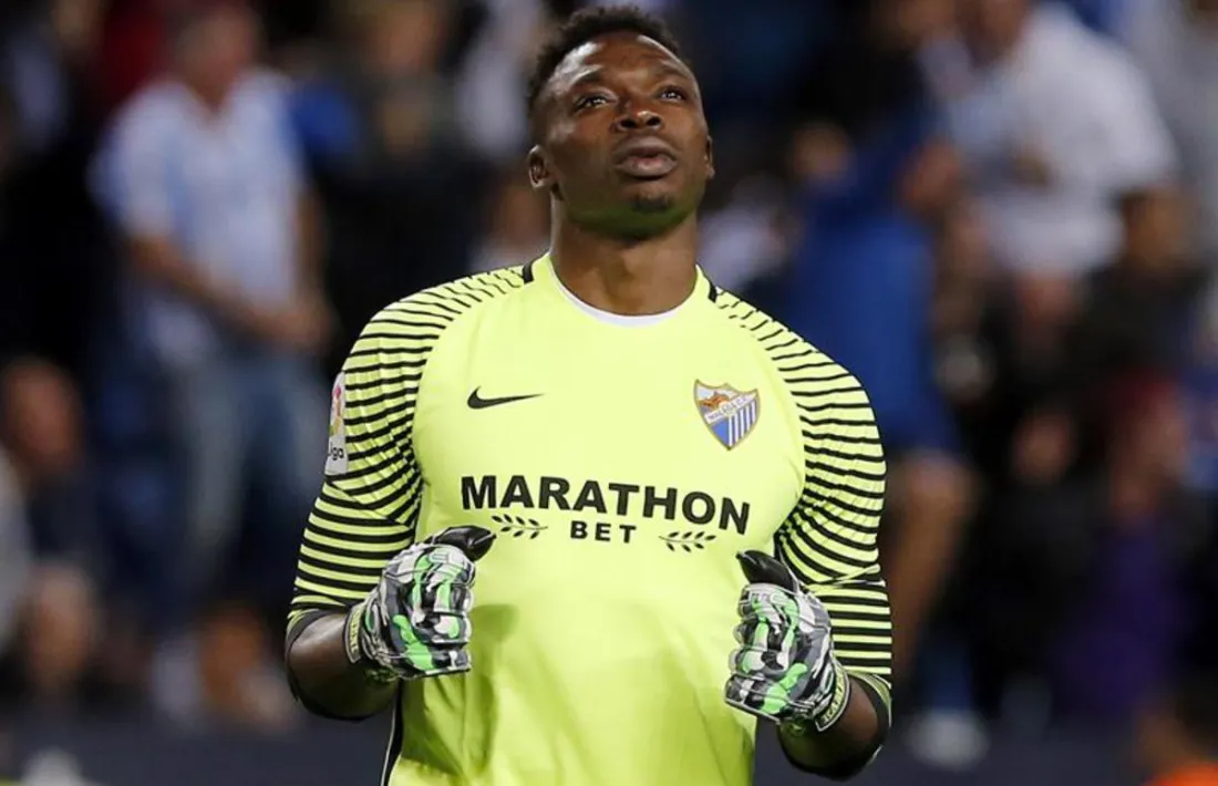 Carlos Kameni, amb el Màlaga.