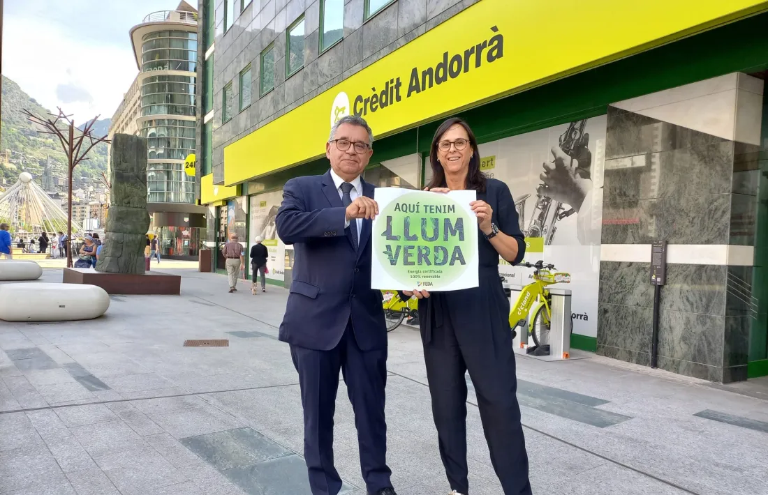 Albert Moles, director general de Feda i Núria Roca, directora de Comunicació, Màrqueting i Nous Canals de Crédit Andorrà.