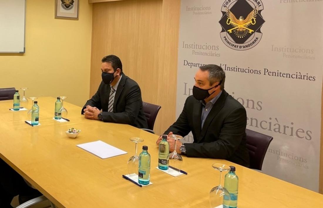 El director adjunt cessat, Oriol Magrinyà, a la dreta de la imatge, juntament amb el director del centre, Miquel Àngel Garcia.