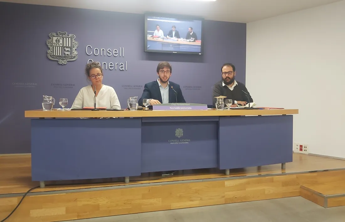 Salazar, Padreny i Sánchez en la compareixença on han presentat les esmenes al text d'economia digital.