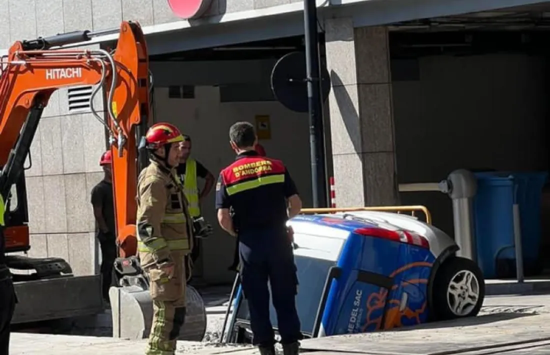 La conductora del vehicle ha sortit il·lesa del sinistre.