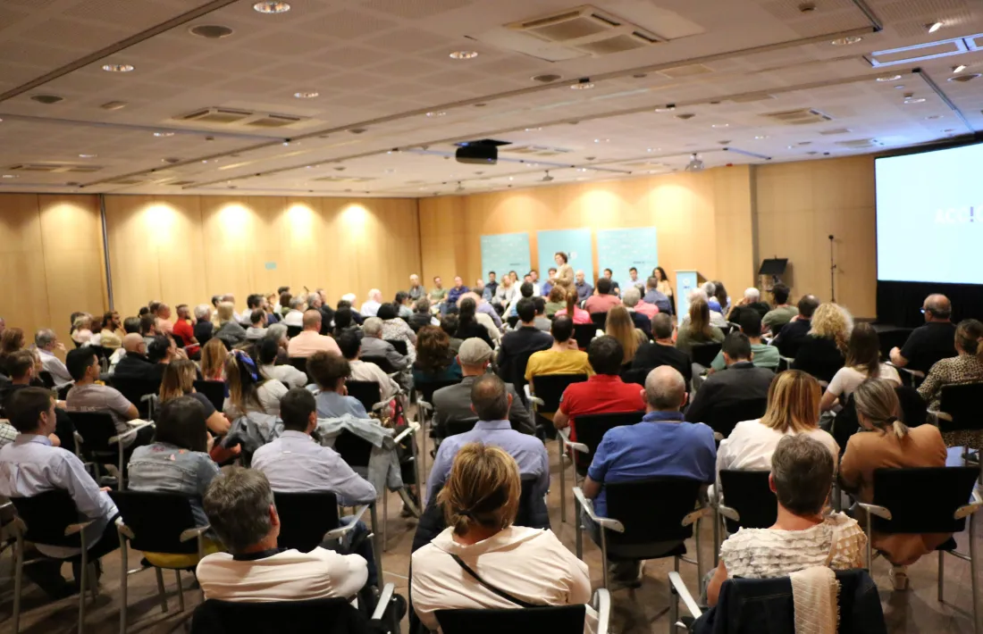 Acció va omplir la sala Consòrcia en la seva presentació pública.