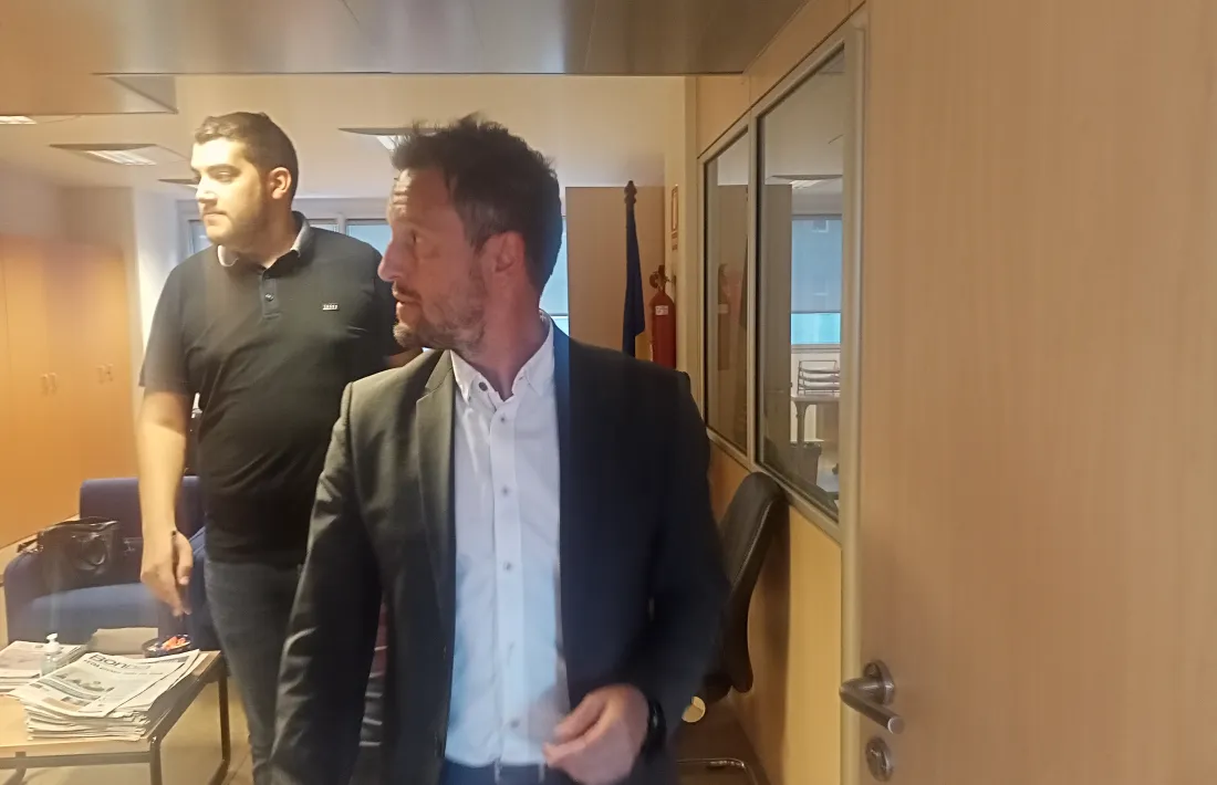 El president del PS, Pere López, i el secretari general, Pere Baró, a punt de comparèixer per fer balanç del debat d’orientació política.