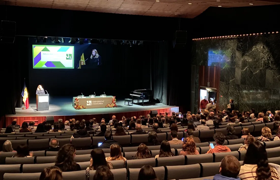 Un moment de l'obertura del curs universitari, avui.