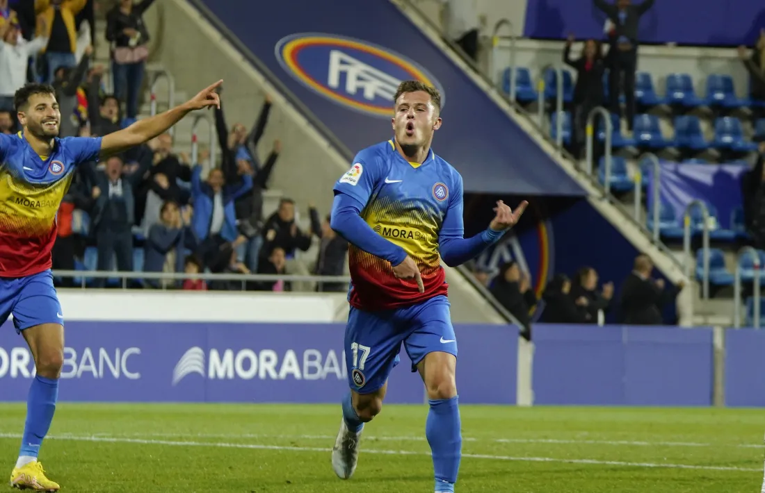 Germán Valera celebrant el 3 a 1.