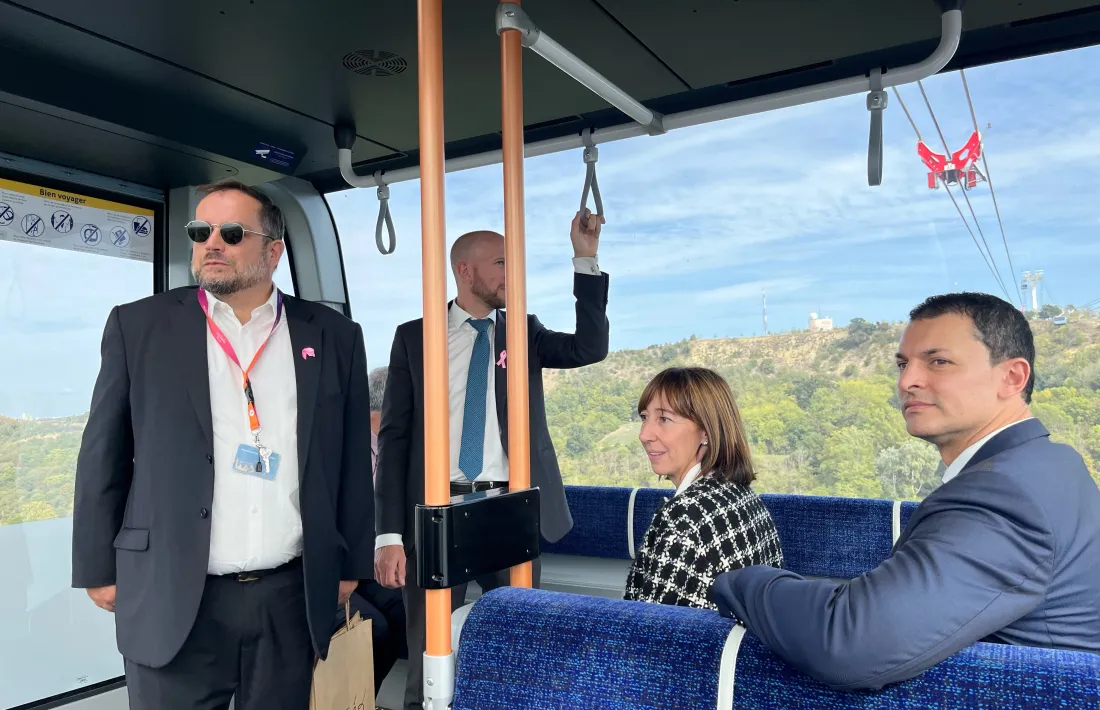 El ministre Jordi Gallardo ha visitat avui a Tolosa les instal·lacions de Téléo.