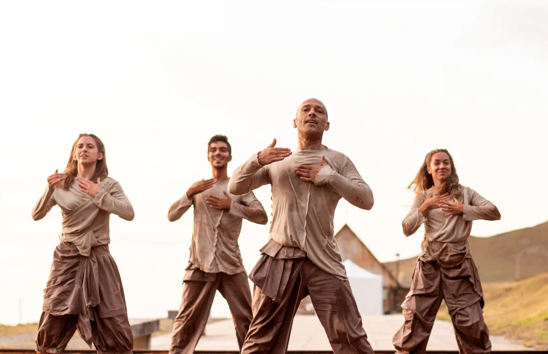 El grup de dansa Nova Galega.