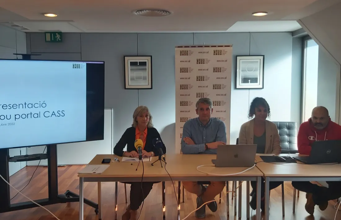 Un moment de la presentació del nou portal web de la CASS.